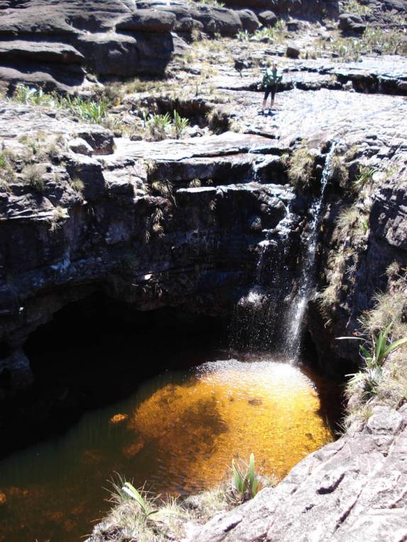 Uma mágica piscina natural no topo do Monte Roraima, na  Venezuela, em 2007